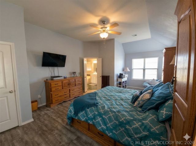 12325 Longhorn Circle, Glenpool, OK 74066