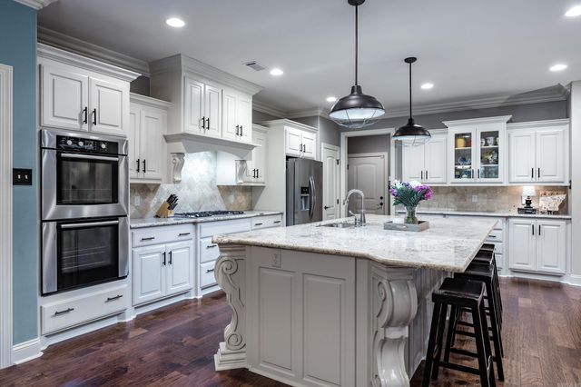 253 Lake Valley Drive, Maumelle, AR 72113