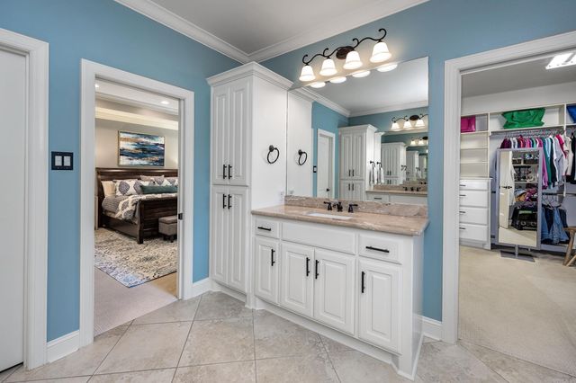 253 Lake Valley Drive, Maumelle, AR 72113