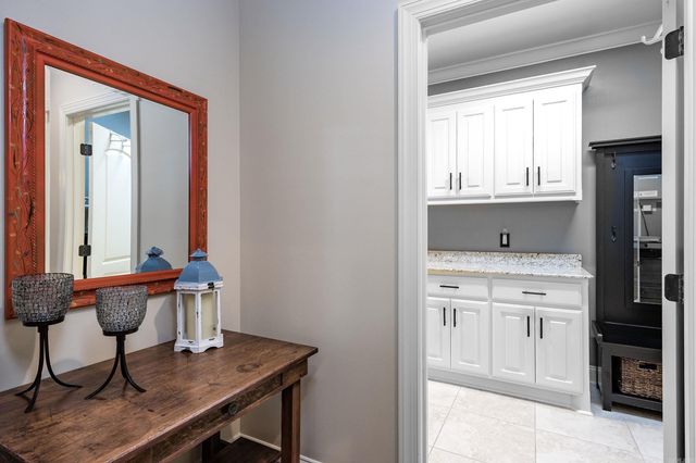 253 Lake Valley Drive, Maumelle, AR 72113