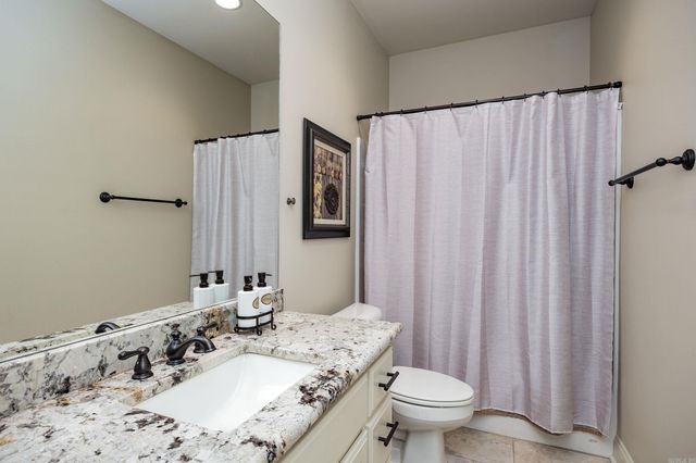 253 Lake Valley Drive, Maumelle, AR 72113
