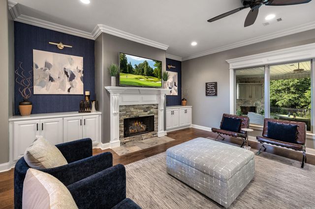 253 Lake Valley Drive, Maumelle, AR 72113