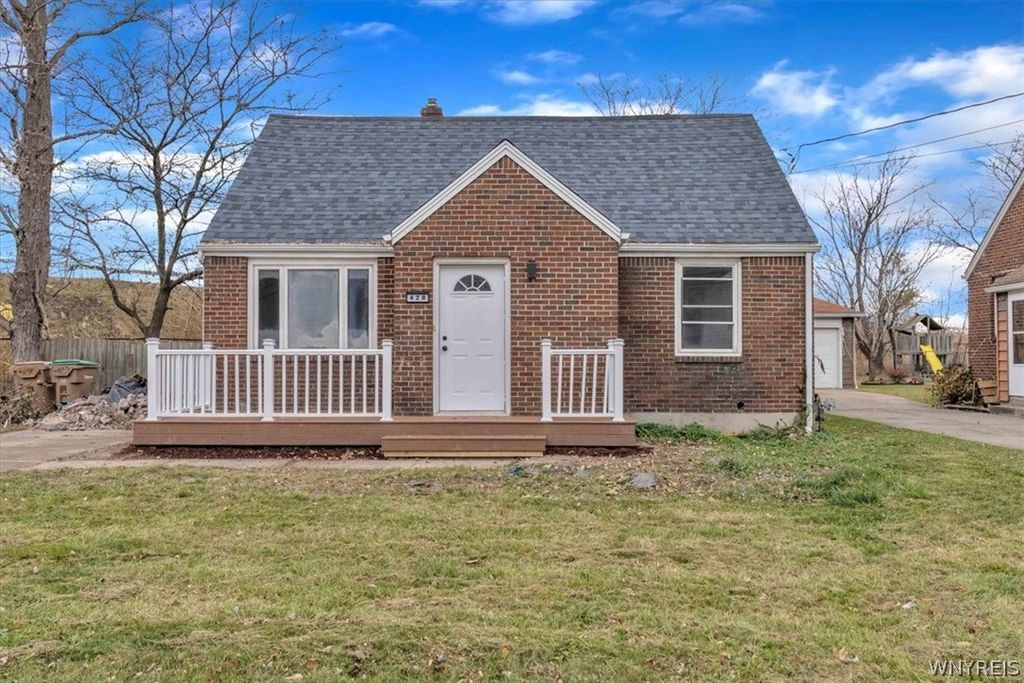 428 Beach Road, Cheektowaga, NY 14225