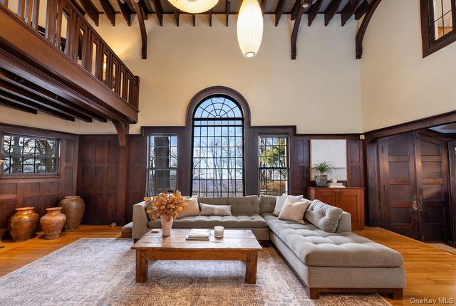 30 Southlawn Avenue, Dobbs Ferry, NY 10522