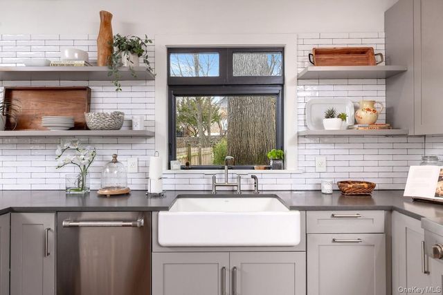 30 Southlawn Avenue, Dobbs Ferry, NY 10522