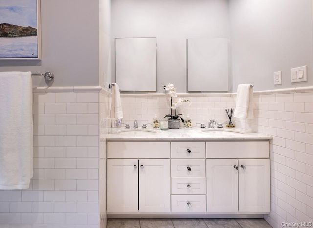 30 Southlawn Avenue, Dobbs Ferry, NY 10522