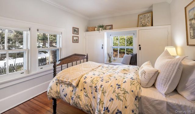 30 Southlawn Avenue, Dobbs Ferry, NY 10522