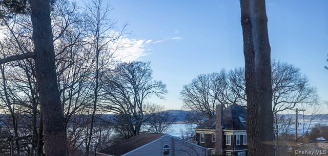 30 Southlawn Avenue, Dobbs Ferry, NY 10522
