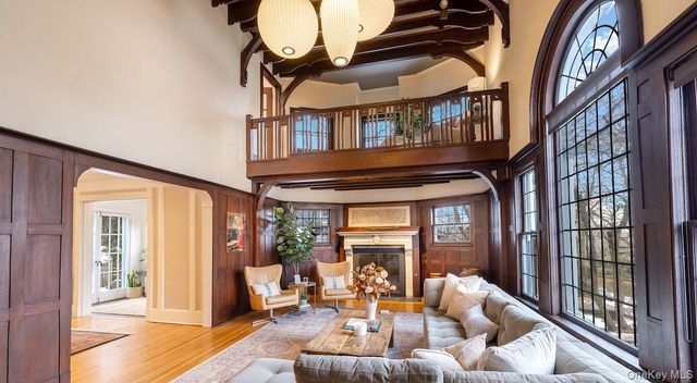 30 Southlawn Avenue, Dobbs Ferry, NY 10522