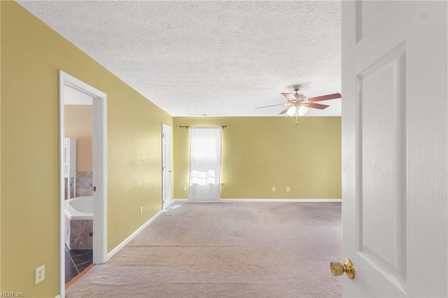 7346 Joseph Lewis RD, Gloucester, VA 23061