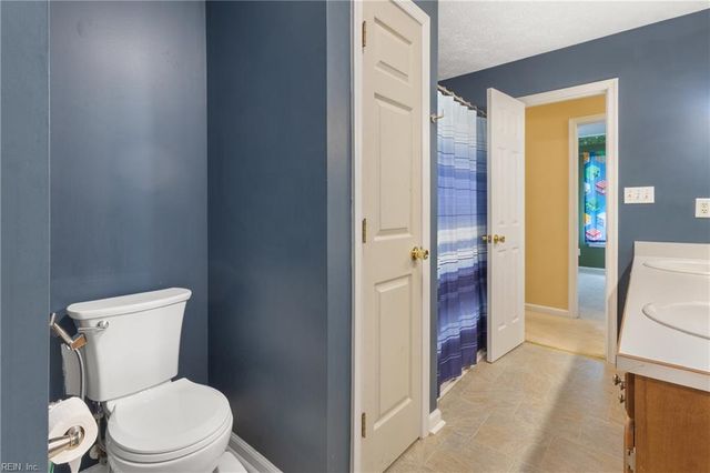 7346 Joseph Lewis RD, Gloucester, VA 23061