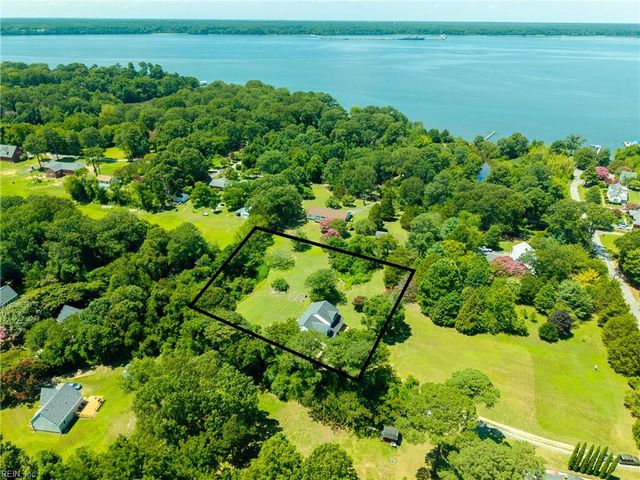 7346 Joseph Lewis RD, Gloucester, VA 23061