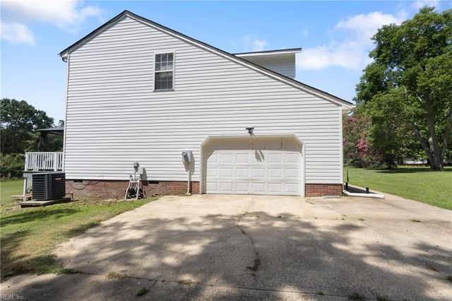 7346 Joseph Lewis RD, Gloucester, VA 23061