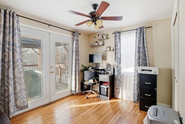 30 W Hill Road, Springfield, MA 01109