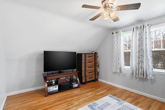 30 W Hill Road, Springfield, MA 01109