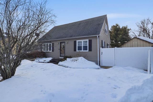 30 W Hill Road, Springfield, MA 01109