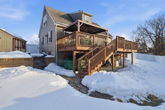 30 W Hill Road, Springfield, MA 01109