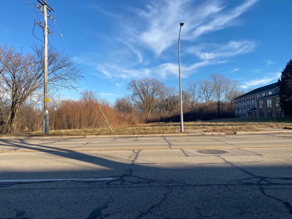 6154 S 13TH STREET, Milwaukee, WI 53221