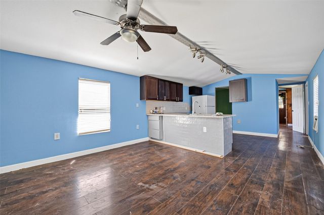 1289 Road 5100, Cleveland, TX 77327