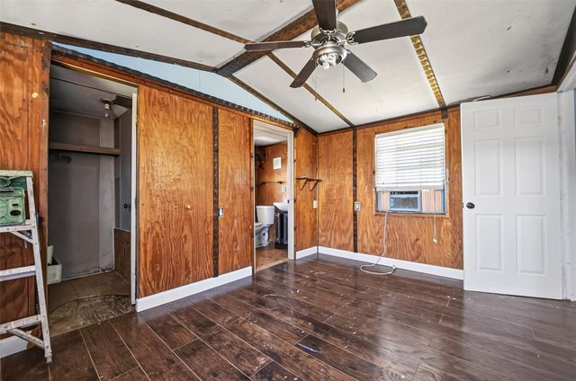1289 Road 5100, Cleveland, TX 77327