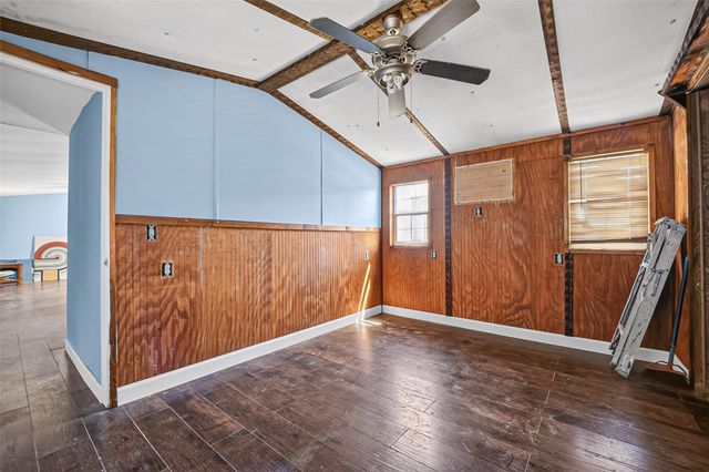 1289 Road 5100, Cleveland, TX 77327