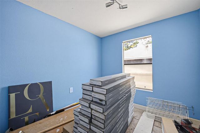1289 Road 5100, Cleveland, TX 77327