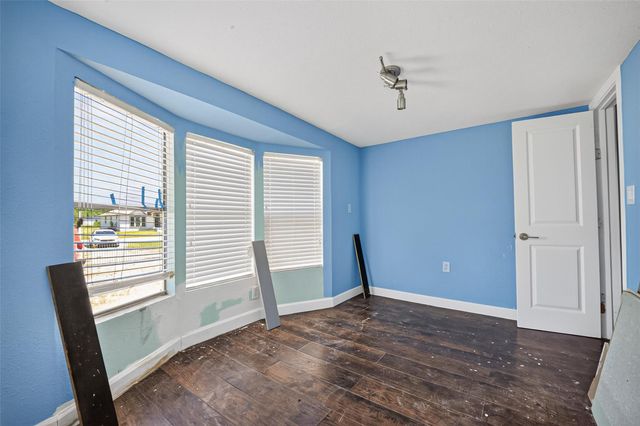 1289 Road 5100, Cleveland, TX 77327