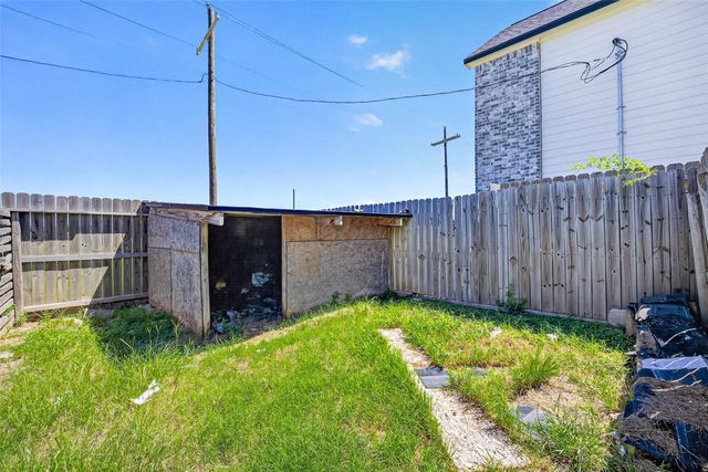 1289 Road 5100, Cleveland, TX 77327