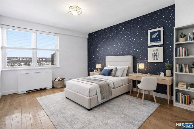 2077 Center Avenue 20F, Fort Lee, NJ 07024