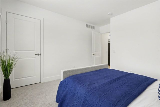 7642 Cinnamon Woods Trail, Kalamazoo, MI 49004