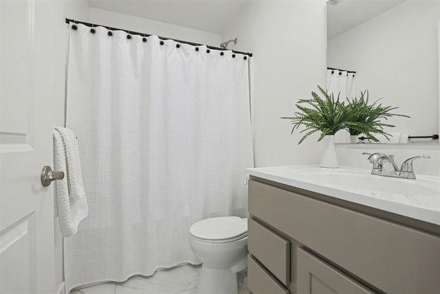 7642 Cinnamon Woods Trail, Kalamazoo, MI 49004