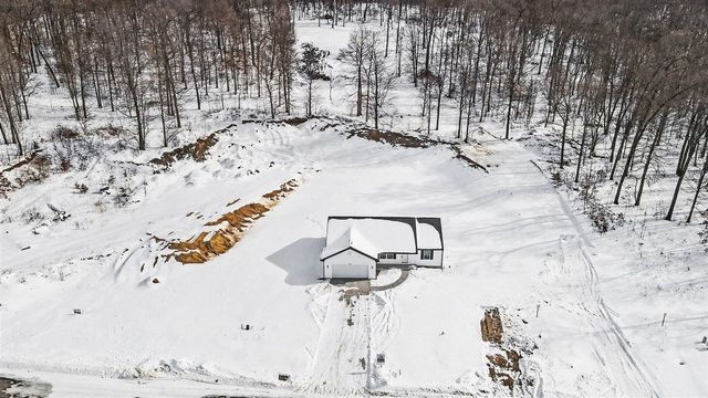 7642 Cinnamon Woods Trail, Kalamazoo, MI 49004