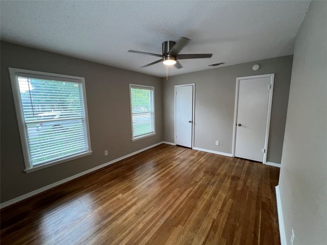 1205 Britt Drive, Arlington, TX 76013