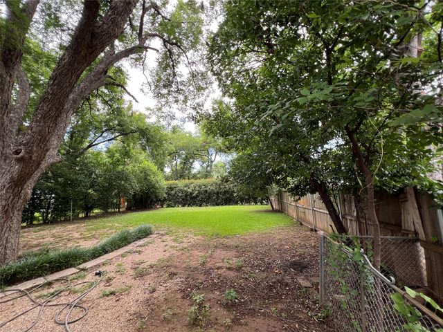 1205 Britt Drive, Arlington, TX 76013