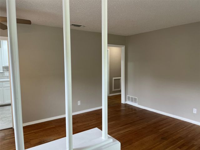 1205 Britt Drive, Arlington, TX 76013