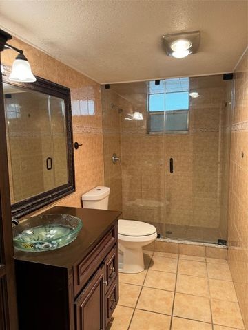 404 NW 68th Avenue 417, Plantation, FL 33317