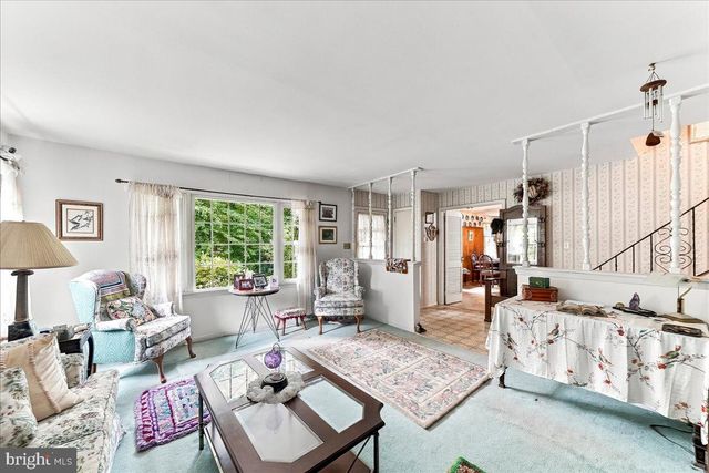 1336 LINDSAY LN, Rydal, PA 19046