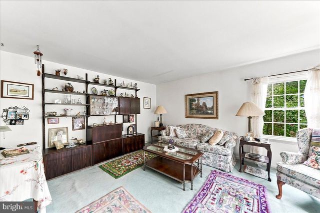 1336 LINDSAY LN, Rydal, PA 19046