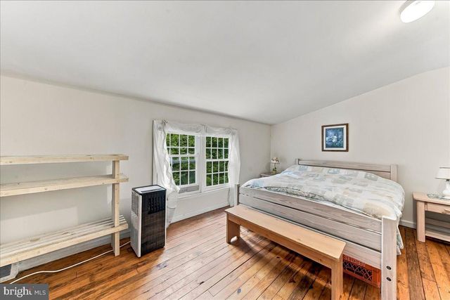 1336 LINDSAY LN, Rydal, PA 19046
