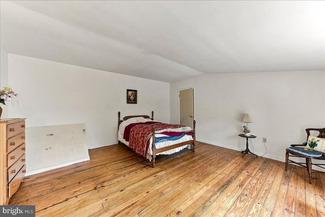 1336 LINDSAY LN, Rydal, PA 19046