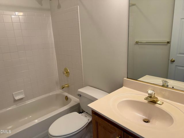 111 Ayelsford Drive, Cary, NC 27518