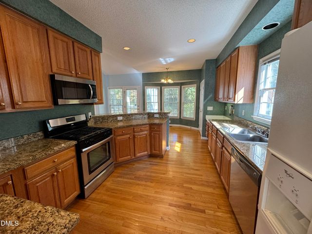 111 Ayelsford Drive, Cary, NC 27518