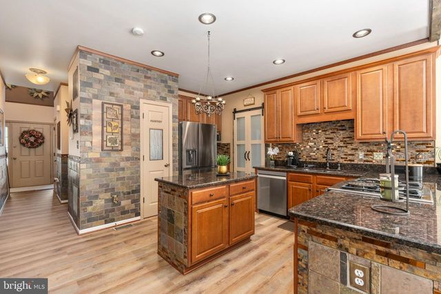 14 SANCTUARY LN, Stafford, VA 22554
