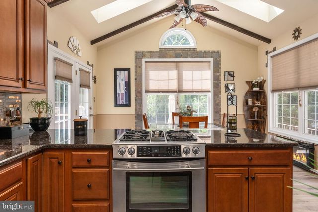 14 SANCTUARY LN, Stafford, VA 22554