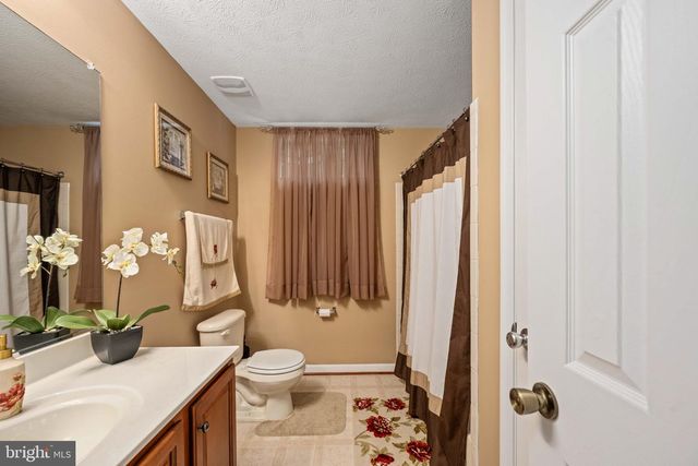 14 SANCTUARY LN, Stafford, VA 22554