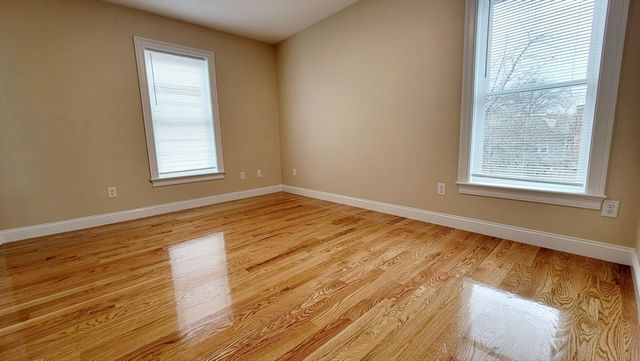 62 Waverly St 62, Boston, MA 02135