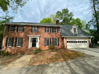 4193 N Shallowford Road D, Chamblee, GA 30341