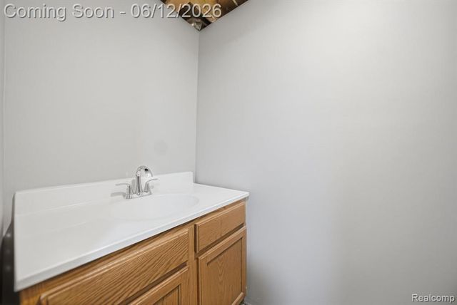 19831 Voiland Street, Roseville, MI 48066