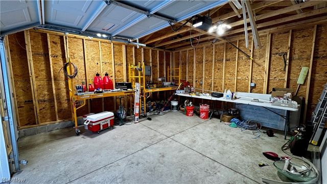 4001 E 54th Street, Newburgh Heights, OH 44105