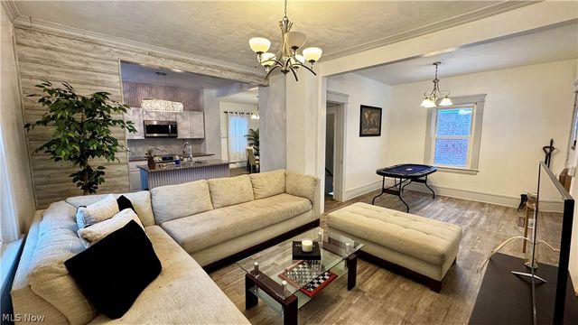 4001 E 54th Street, Newburgh Heights, OH 44105